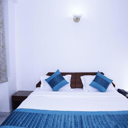 Batra Holiday Home - Couple Friendly Stays Deli Exterior foto
