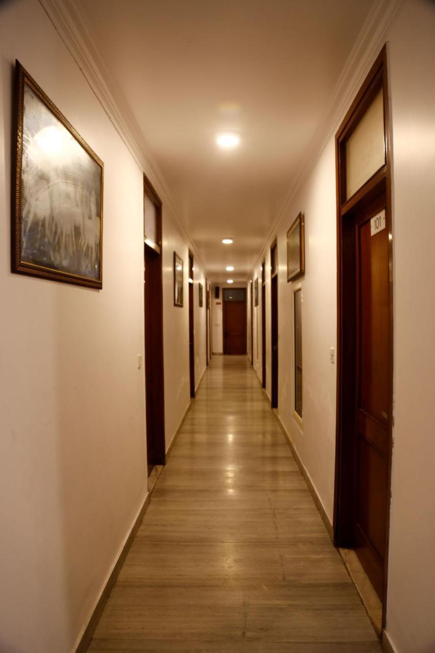 Batra Holiday Home - Couple Friendly Stays Deli Exterior foto
